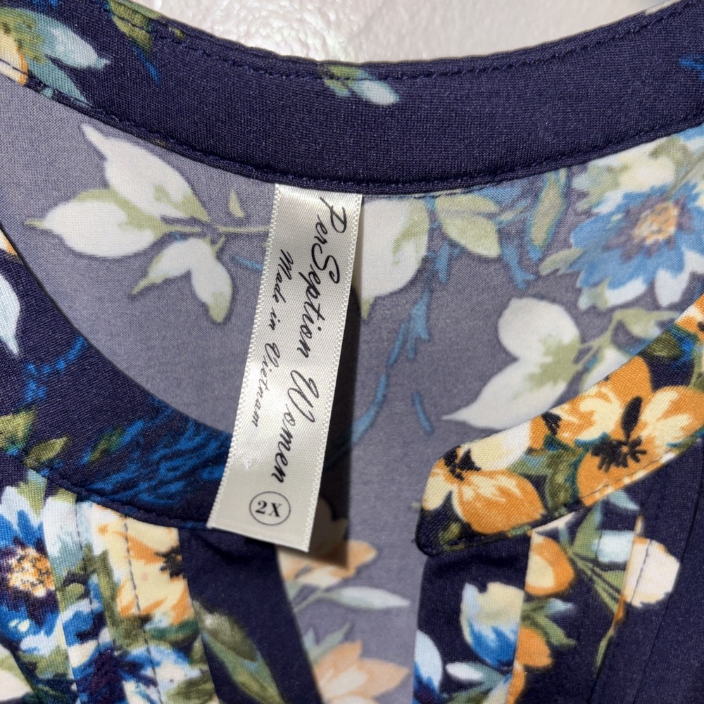 PERCEPTION CONCEPT Women's Blouse Size 2X BLUE FLORIAL Shirt Top Boho Tunic Fall - Picture 3 of 6
